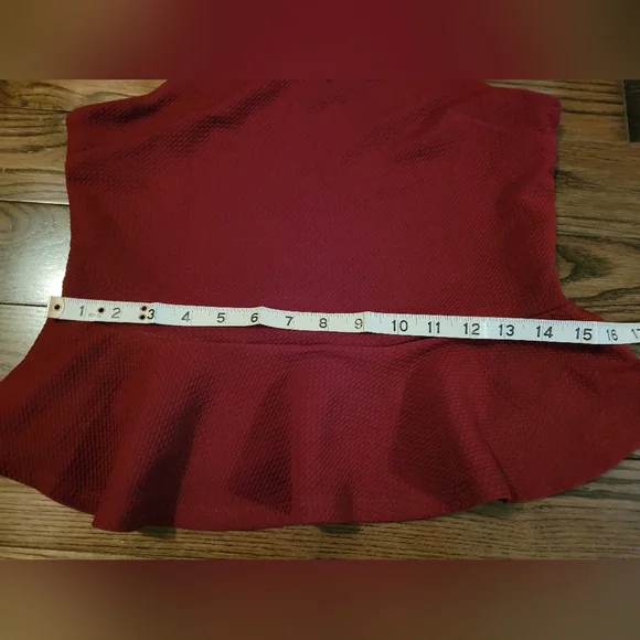 NWT Revamped BURGUNDY Summer top, Excellent Condition - Picture 3 of 7